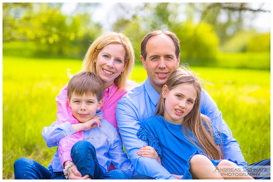 Familienbilder Fotograf Hofheim Streuobstwiese